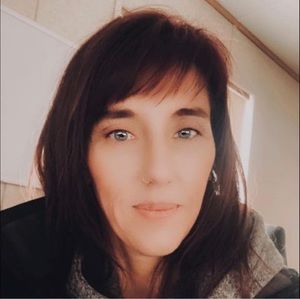 Meet your Posher, Krista lee